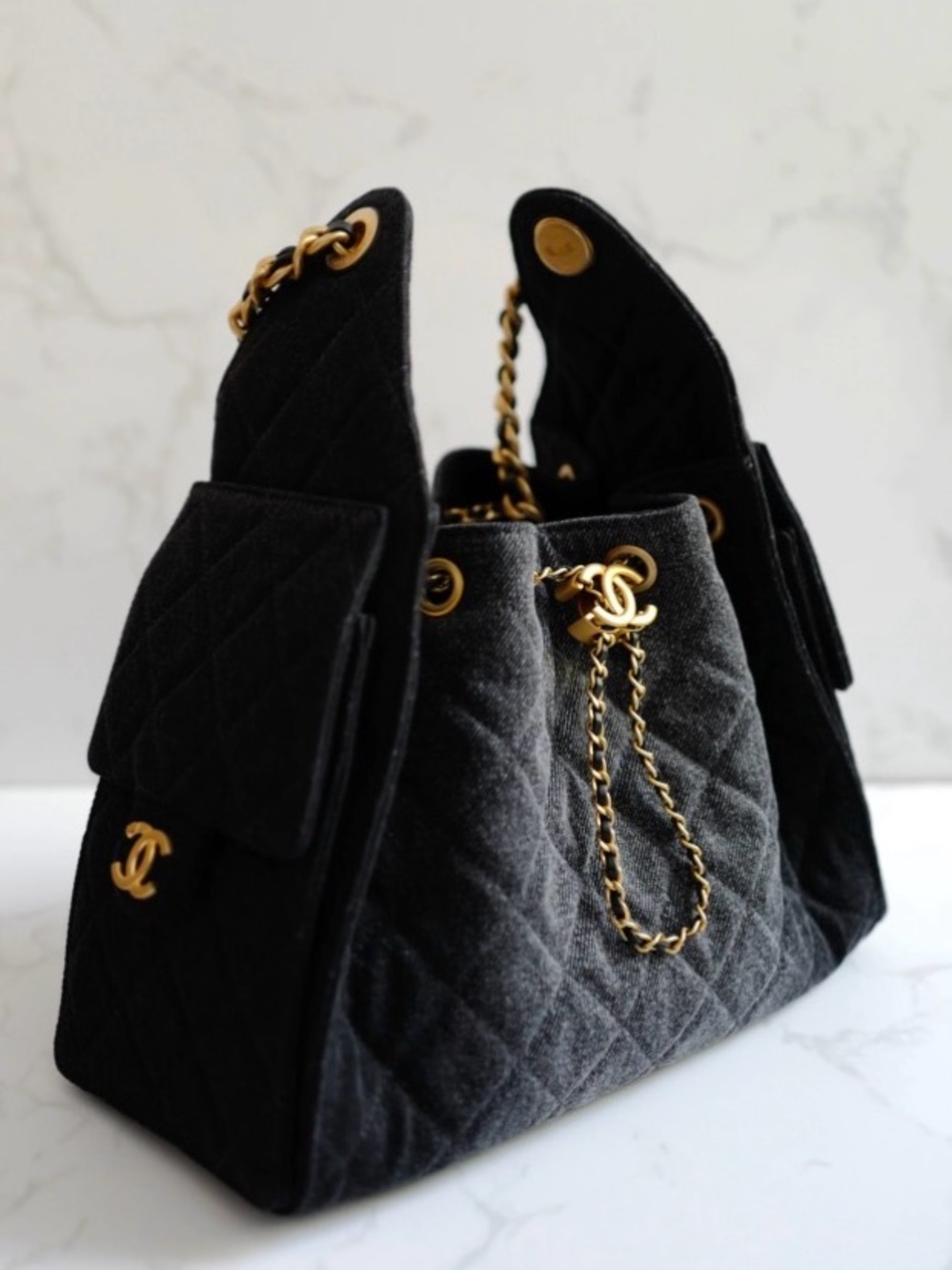 Chanel Chic Quilted Blackdenim Chain-Accent Women's Bag